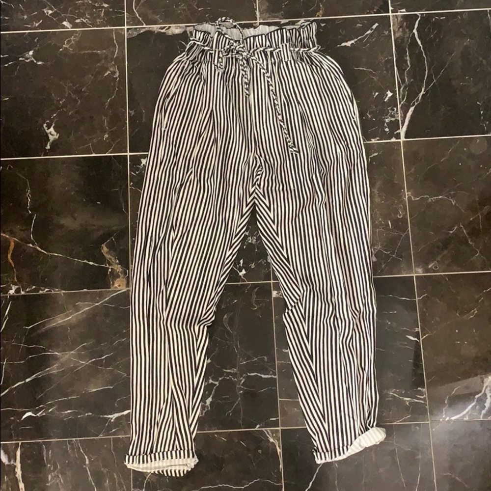 Billabong high waisted paperbag pants